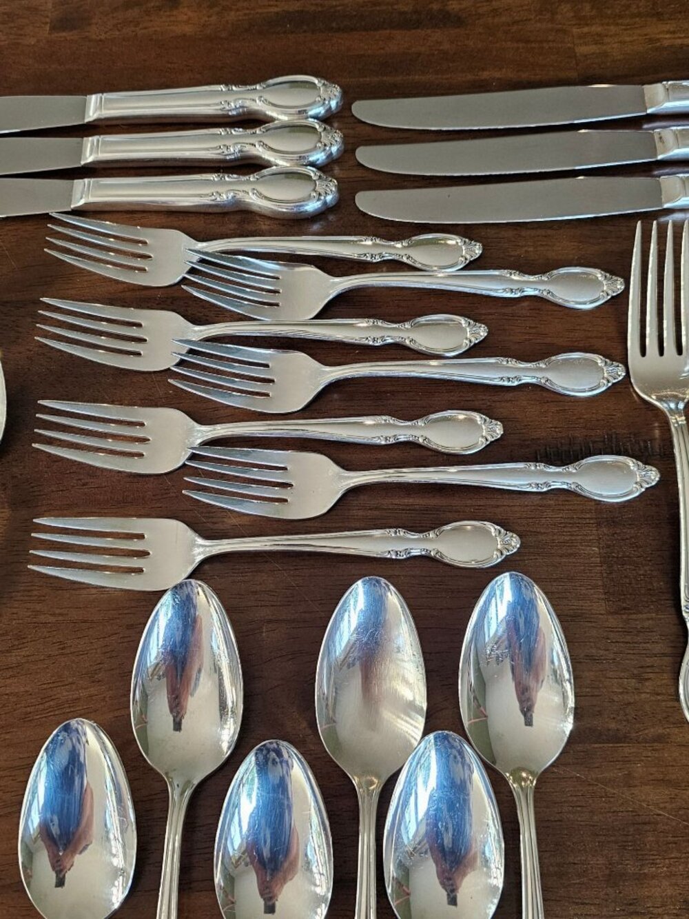 Wm Rogers Precious Mirror Silverplate Set 30pc Service for 6 vintage flatware - Picture 10 of 11